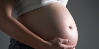 La peur, une arme de manipulation massive… grossesse au naturel