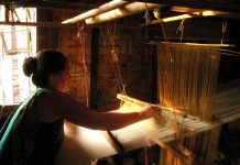 Pourquoi les vêtements en chanvre sont-ils plus chers ? Tissage du chanvre écologique et équitable