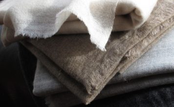 Le Pashmina, plus précieux que le cachemire et la soie réunis pashminas naturelles cachemire artisanal
