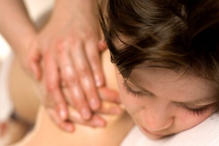 effleurage massage californien