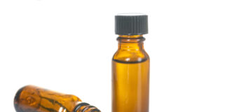 La lavande, la plus essentielle des huiles aromatiques françaises huile essentielle de lavande officinale reponses bio