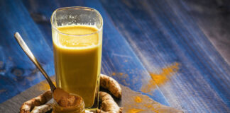 Le trio d’épices qui transformera votre immunité en or le-lait-qui-transformera-votre-immunite-en-or-reponses.bio