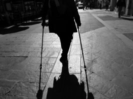 Les victimes de la campagne vaccinale anti-covid sortent de l’ombre parole-victimes-campagne-vaccinale-covid-reponsesbio