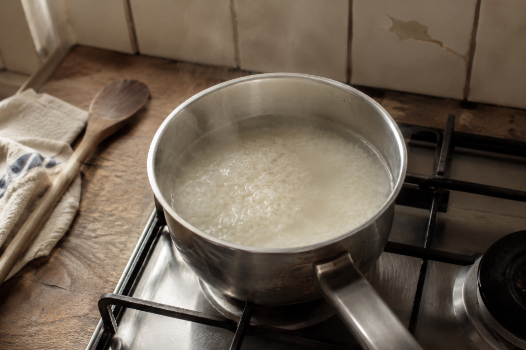 quelle-eau-cuisson-riz-polluants